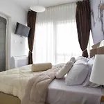 Apartment With 2 Rooms In Tre Canne Hotel